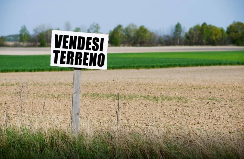 Terreno residenziale in vendita a Moruzzo - Terreno residenziale in vendita a Moruzzo