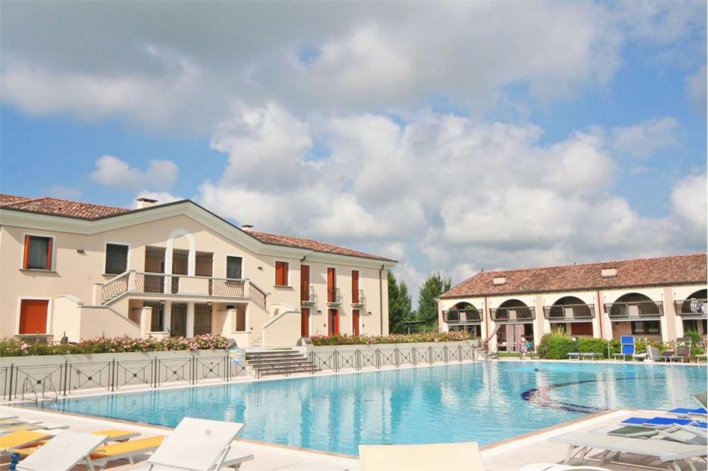 Villa plurilocale in vendita a lignano-sabbiadoro - Villa plurilocale in vendita a lignano-sabbiadoro