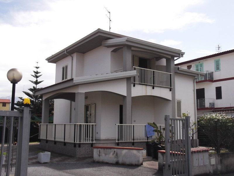 villa indipendente in vendita a Santa Maria del Cedro