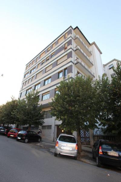 Appartamento quadrilocale in affitto a Cosenza - Appartamento quadrilocale in affitto a Cosenza