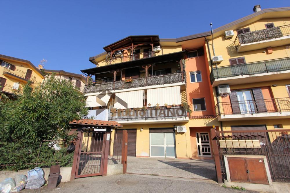 Appartamento quadrilocale in vendita a Rovito - Appartamento quadrilocale in vendita a Rovito