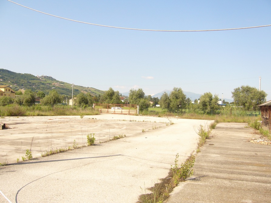 capannone industriale in vendita a San Benedetto del Tronto