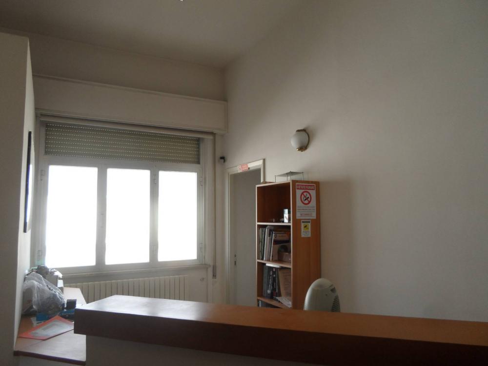 Ufficio in affitto a San Benedetto del Tronto - Ufficio in affitto a San Benedetto del Tronto
