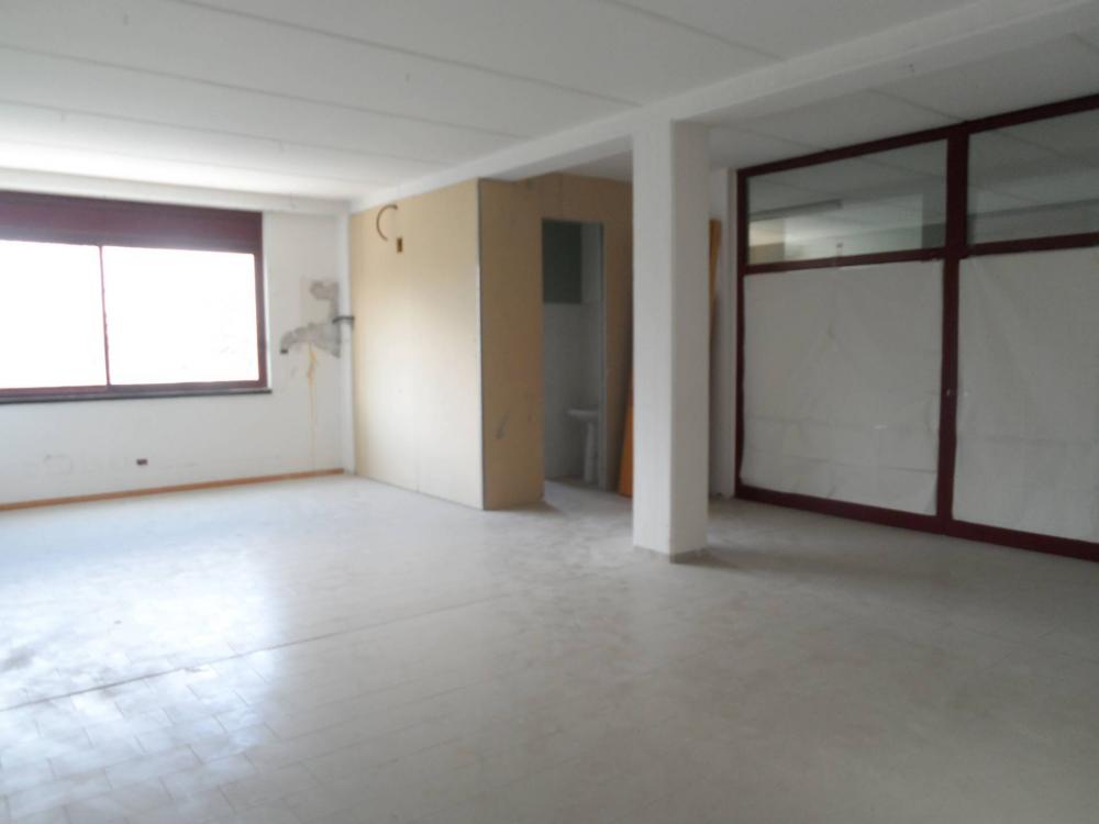 Ufficio in vendita a San Benedetto del Tronto - Ufficio in vendita a San Benedetto del Tronto