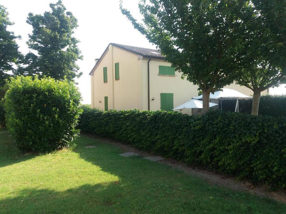 Casa plurilocale in vendita a Ferrara - Casa plurilocale in vendita a Ferrara
