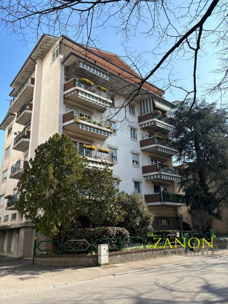 Appartamento plurilocale in vendita a Gorizia - Appartamento plurilocale in vendita a Gorizia