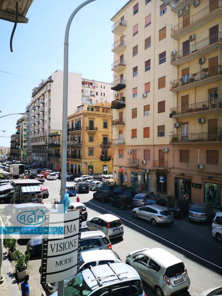 Ufficio quadrilocale in vendita a Palermo - Ufficio quadrilocale in vendita a Palermo