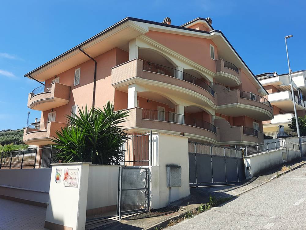 Appartamento quadrilocale in vendita a Alba Adriatica - Appartamento quadrilocale in vendita a Alba Adriatica
