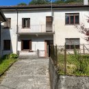 Casa tricamere in vendita a Castelnovo del Friuli