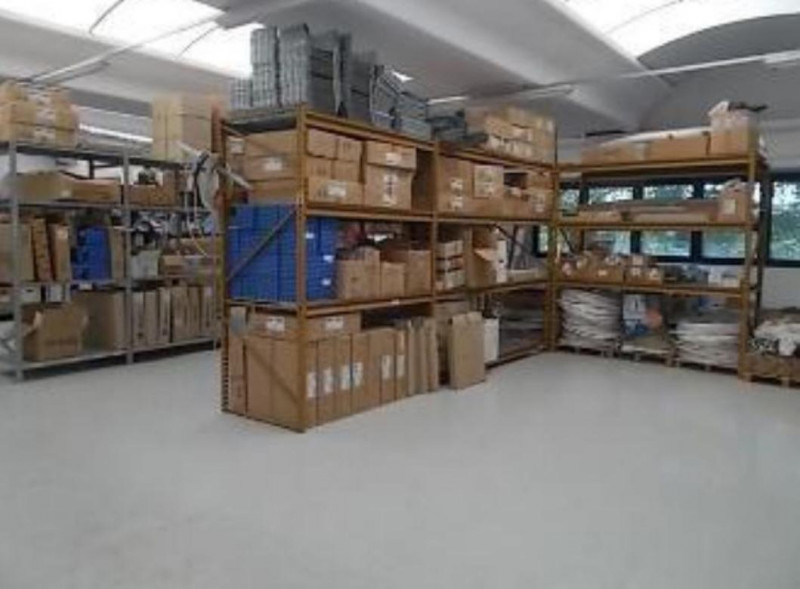 magazzino-laboratorio in vendita a Villasanta