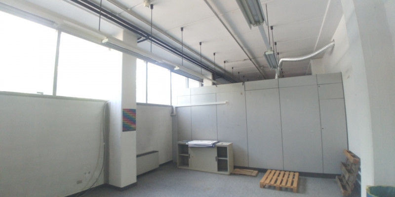 Magazzino-laboratorio quadrilocale in vendita a vimodrone - Magazzino-laboratorio quadrilocale in vendita a vimodrone