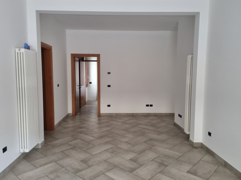 Appartamento trilocale in vendita a este - Appartamento trilocale in vendita a este