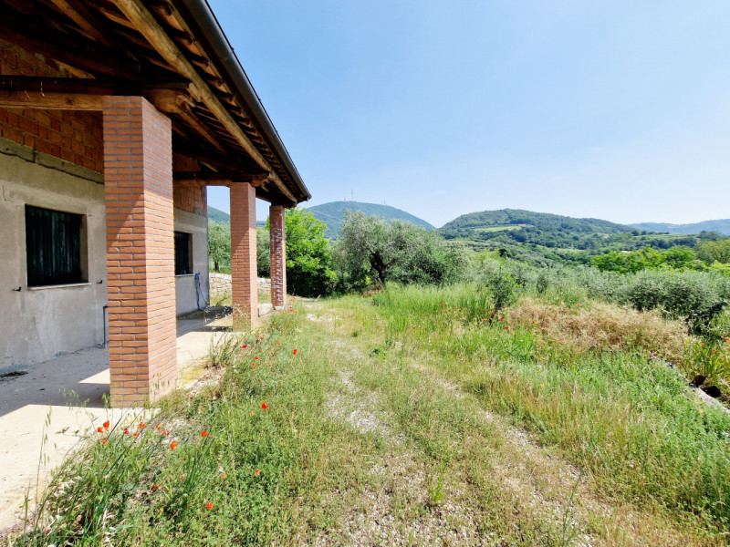 Rustico / casale trilocale in vendita a cinto-euganeo - Rustico / casale trilocale in vendita a cinto-euganeo