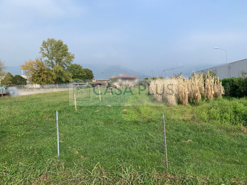 Terreno residenziale in vendita a bassano-del-grappa - Terreno residenziale in vendita a bassano-del-grappa