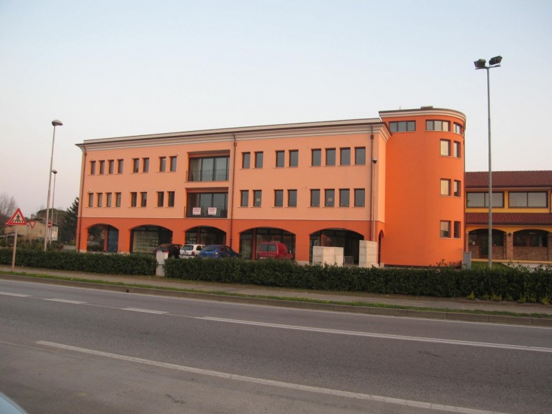 immagine annuncio 2 di 4