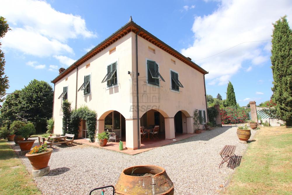 villa indipendente in vendita a Capannori