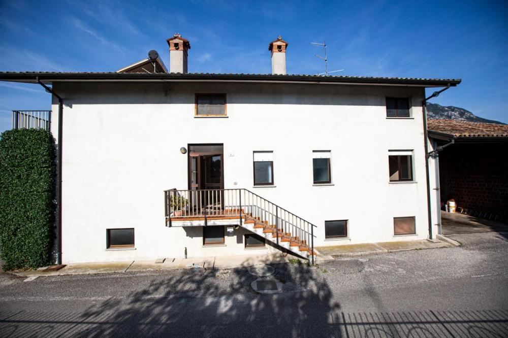 Casa tricamere in vendita a Gemona del Friuli - Casa tricamere in vendita a Gemona del Friuli