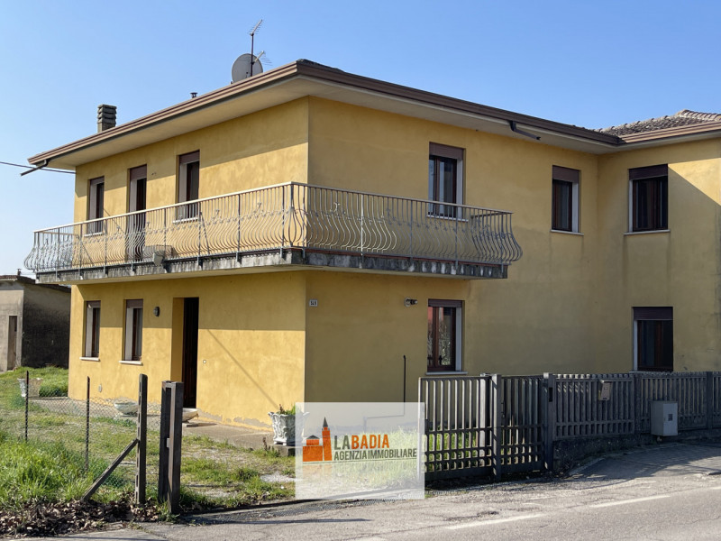 bifamiliare in vendita a Piacenza d'Adige