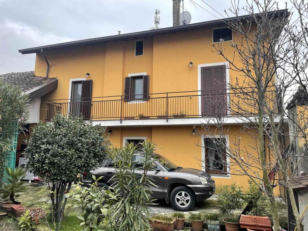 Foto - Casa quadrilocale in vendita a mortara