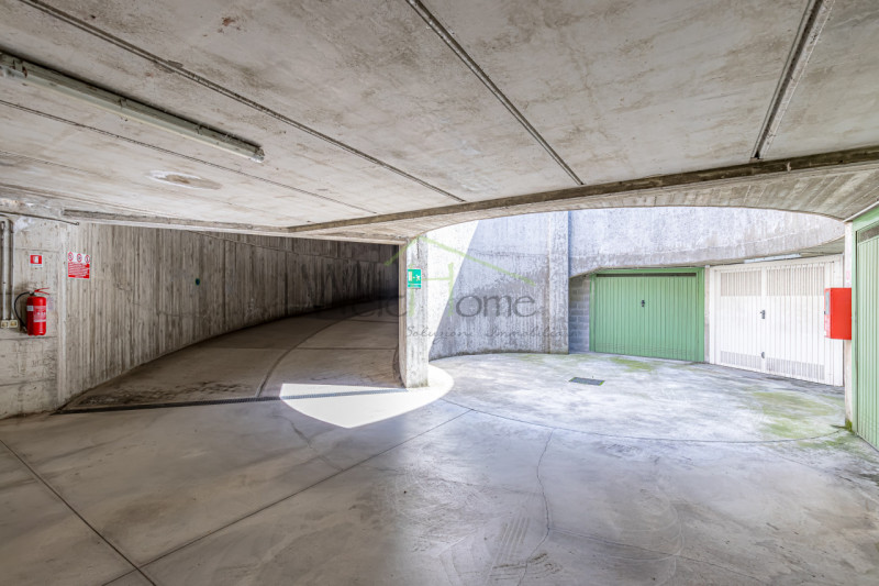Garage in vendita a como - Garage in vendita a como