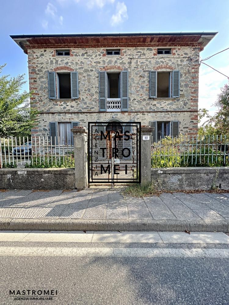 Casa plurilocale in vendita a castelfranco-di-sotto - Casa plurilocale in vendita a castelfranco-di-sotto