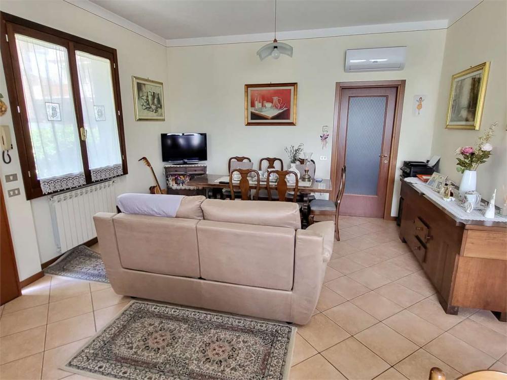 appartamento in vendita a Monsummano Terme