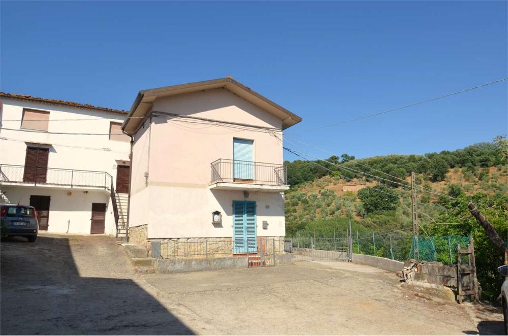 Appartamento quadrilocale in vendita a Montevettolini - Appartamento quadrilocale in vendita a Montevettolini