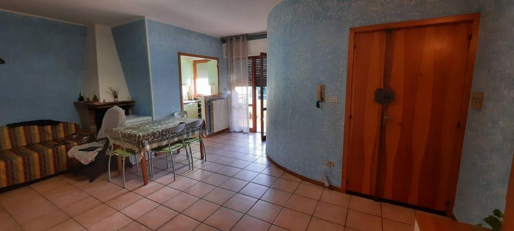 Appartamento quadrilocale in vendita a Folignano - Appartamento quadrilocale in vendita a Folignano