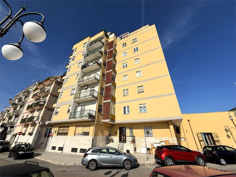 Appartamento trilocale in vendita a brindisi - Appartamento trilocale in vendita a brindisi