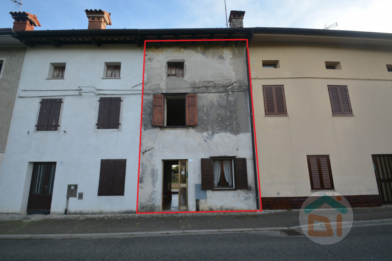 rustico / casale in vendita a Romans d'Isonzo