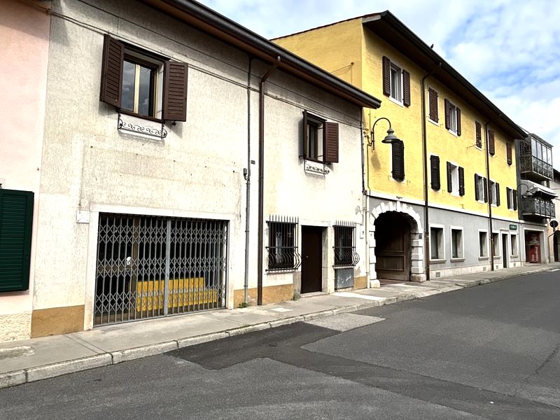Villaschiera trilocale in vendita a romans-d-isonzo - Villaschiera trilocale in vendita a romans-d-isonzo