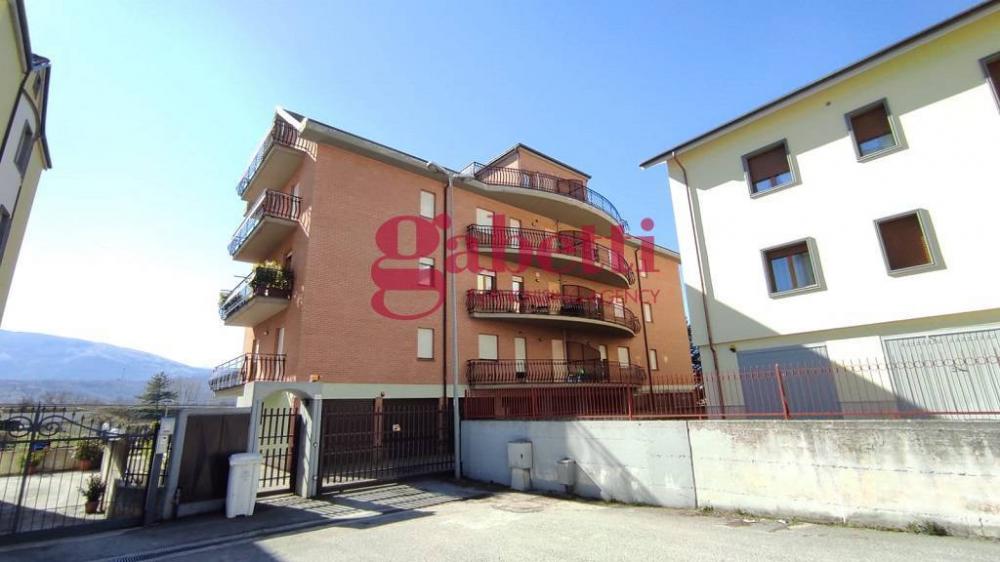 Appartamento quadrilocale in vendita a L'Aquila - Appartamento quadrilocale in vendita a L'Aquila
