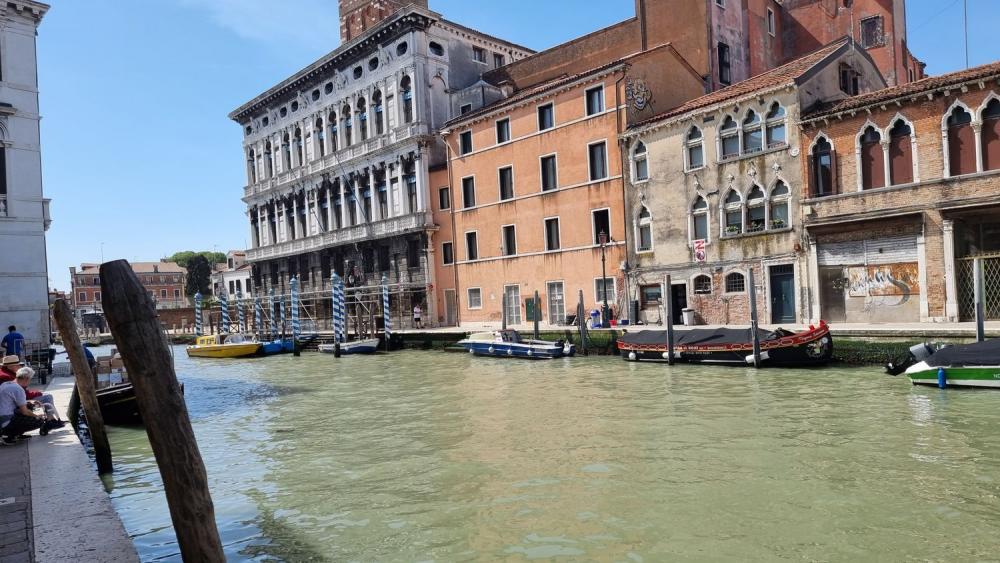 Appartamento plurilocale in vendita a Venezia - Appartamento plurilocale in vendita a Venezia