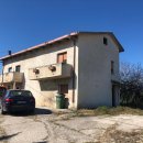 Casa plurilocale in vendita a Giuliano Teatino