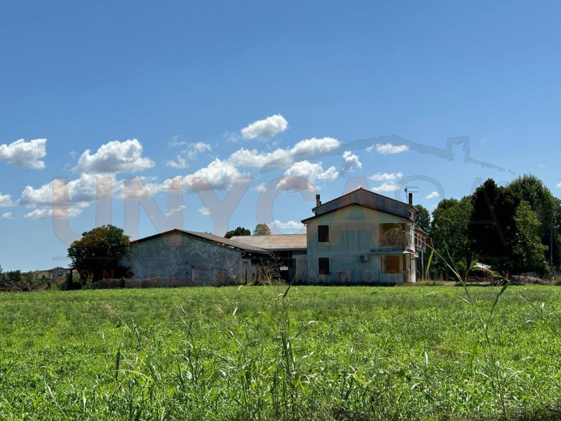 Casa quadrilocale in vendita a grisignano-di-zocco - Casa quadrilocale in vendita a grisignano-di-zocco