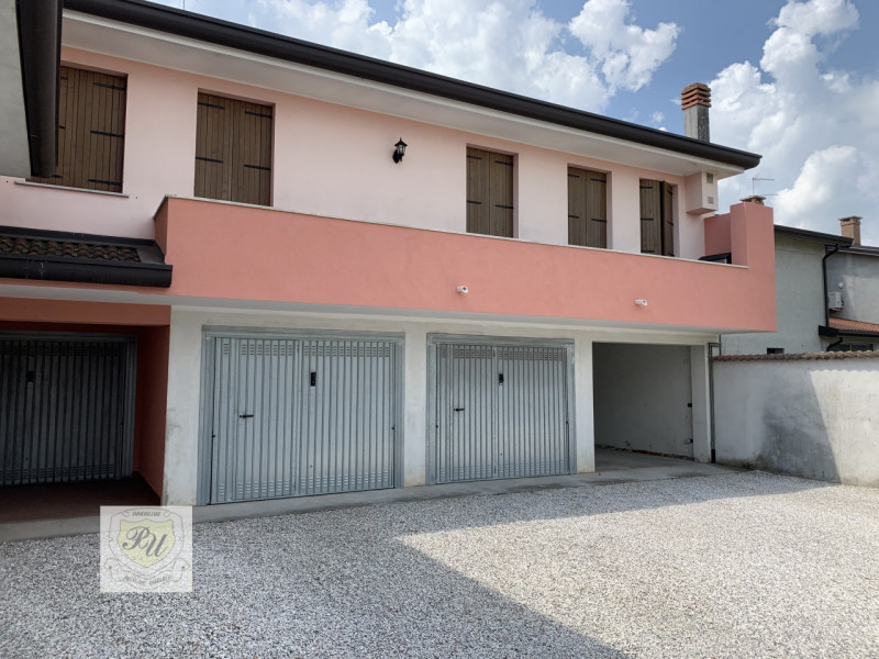 appartamento in vendita a Villa Estense