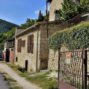 Casa quadrilocale in vendita a Foligno