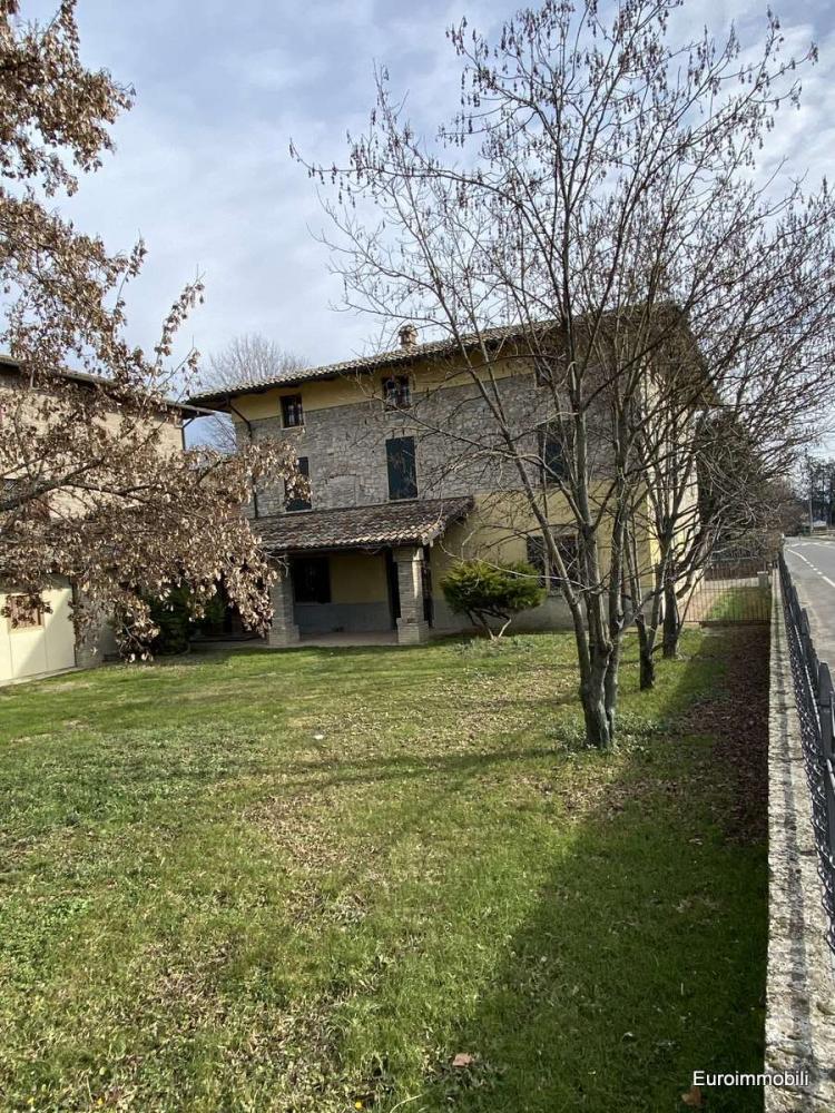 villa in vendita a Basilicanova