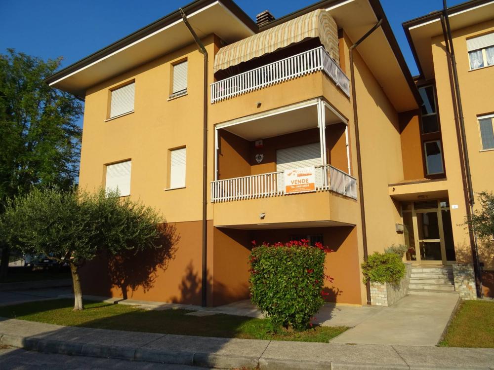 Appartamento plurilocale in vendita a San Giorgio di Nogaro - Appartamento plurilocale in vendita a San Giorgio di Nogaro
