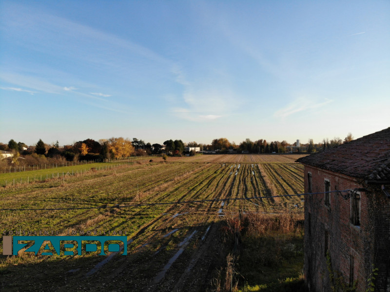 Rustico / casale plurilocale in vendita a castello-di-godego - Rustico / casale plurilocale in vendita a castello-di-godego