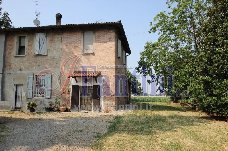 casa indipendente in vendita a Calderara di Reno
