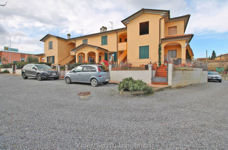 Appartamento quadrilocale in vendita a montepulciano - Appartamento quadrilocale in vendita a montepulciano