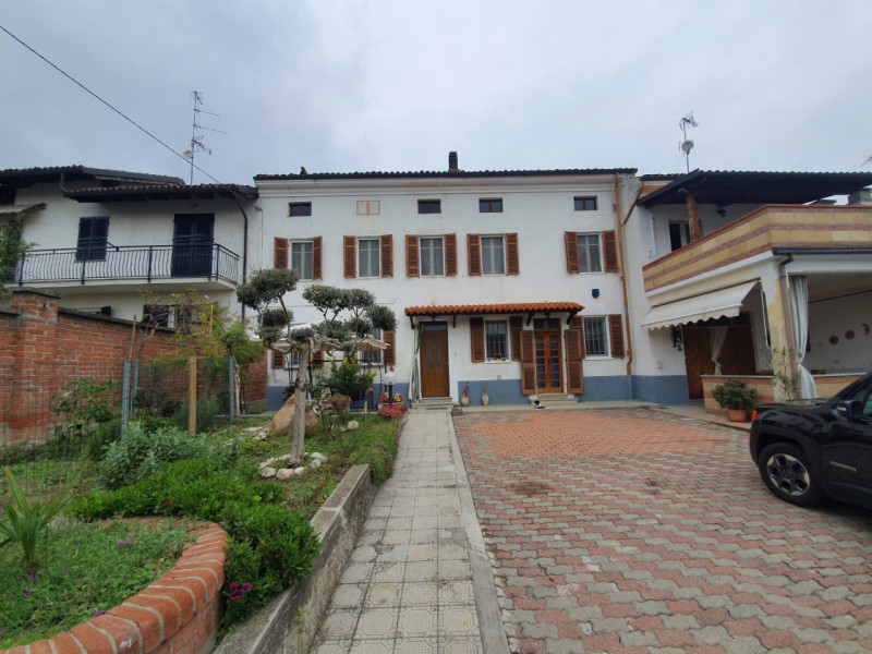 Casa quadrilocale in vendita a mirabello-monferrato - Casa quadrilocale in vendita a mirabello-monferrato