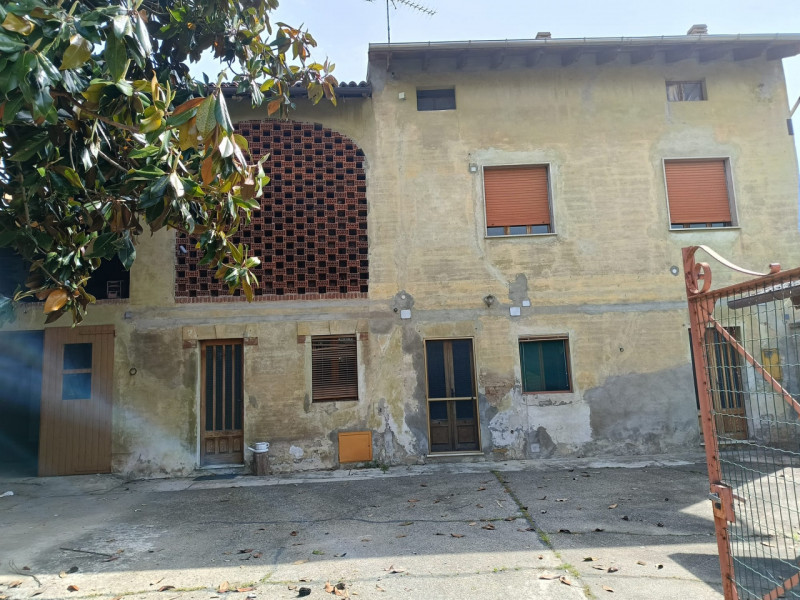 Casa trilocale in vendita a villanova-monferrato - Casa trilocale in vendita a villanova-monferrato