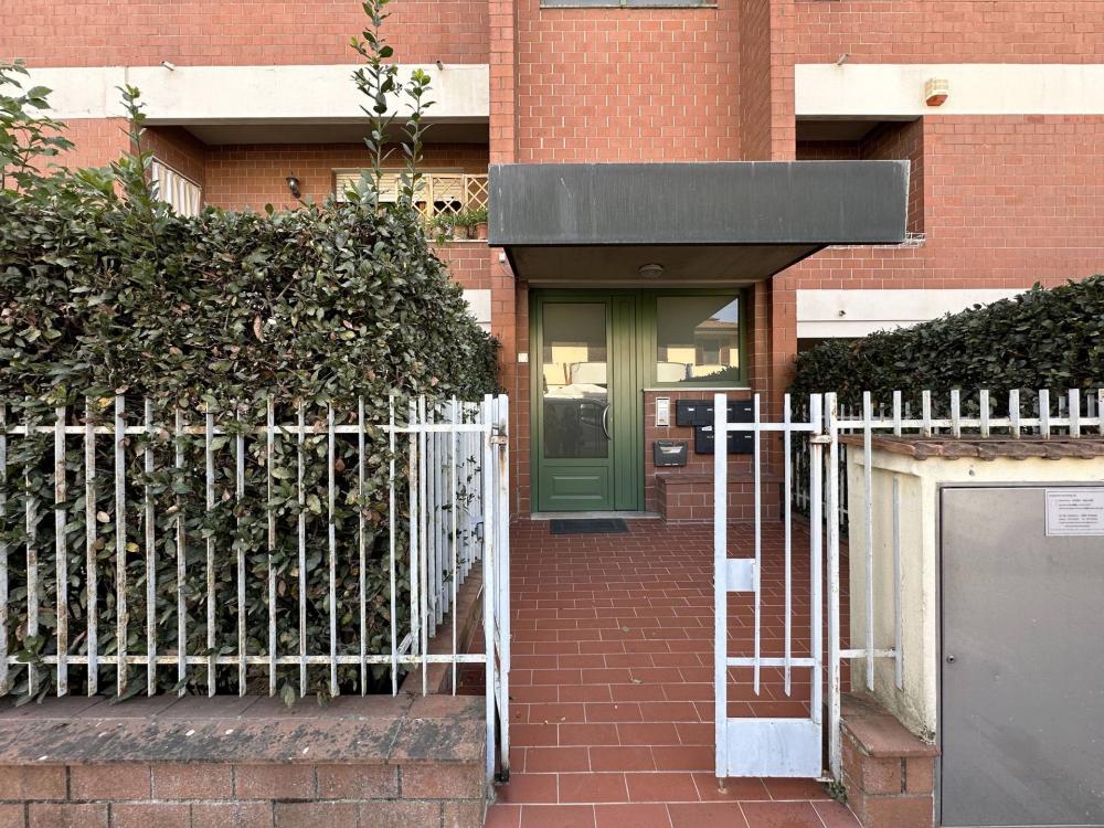 Appartamento plurilocale in vendita a Pontedera - Appartamento plurilocale in vendita a Pontedera