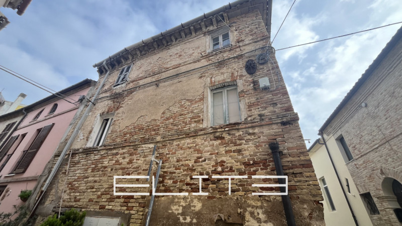 Casa quadrilocale in vendita a ancona - Casa quadrilocale in vendita a ancona