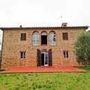 Rustico / casale plurilocale in vendita a Lucca