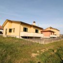 Villa indipendente plurilocale in vendita a Lamporecchio