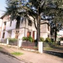 Villa indipendente plurilocale in vendita a Montecatini Terme