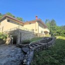 Villa indipendente plurilocale in vendita a Montemurlo